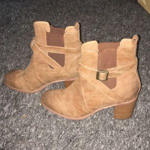 Sbicca vintage collection heels size 7.5